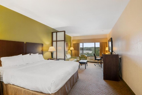 Antioch Hotel & Suites image 16